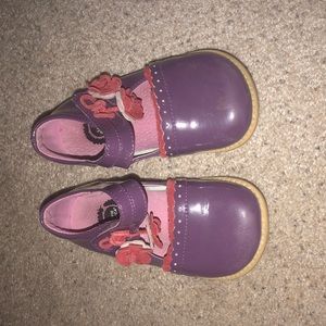 Livie & Luca Purple bells size 9 toddler